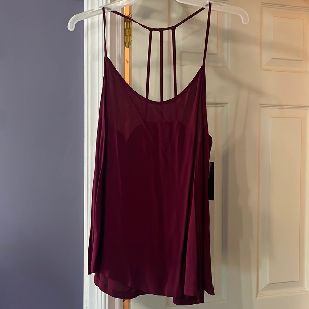 No boundaries burgundy tank top